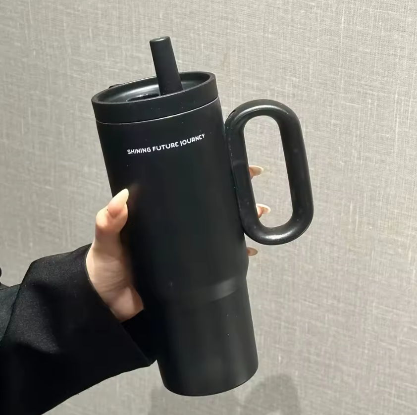 Sipco Everyday Tumbler with Handle & Straw.